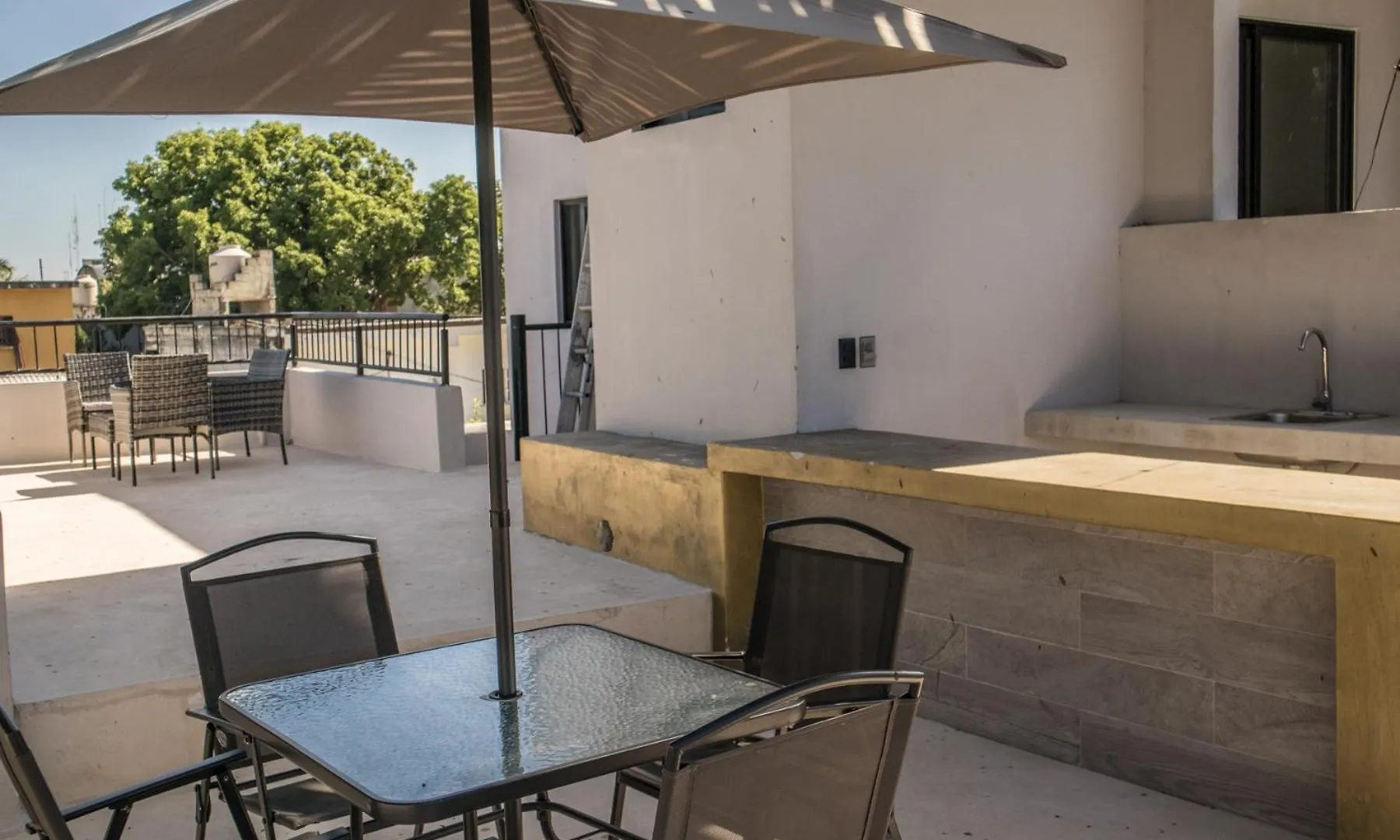Apartment 1 Bedroom In Downtown Walking Distance From Bars Tulum