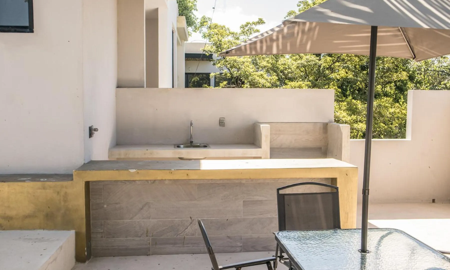 1 Bedroom In Downtown Walking Distance From Bars Tulum
